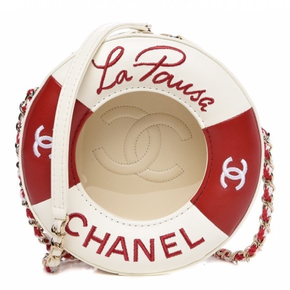 Chanel lifesaver round crossbody bag! NWT - Picture 3 of 3